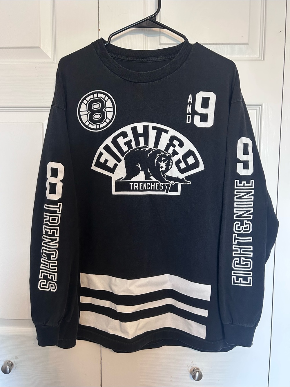 Black Graphic Long-Sleeve Sweater